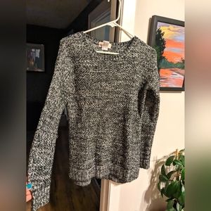 SO Heritage black & white cozy sweater (S)